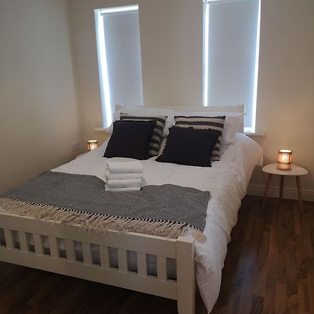Spacious And Warm 2 Bedroom Apartment Sleeps Up To 5 Athy Exterior foto