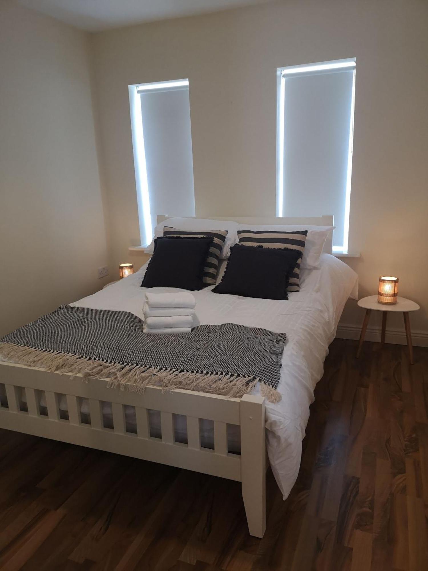 Spacious And Warm 2 Bedroom Apartment Sleeps Up To 5 Athy Exterior foto